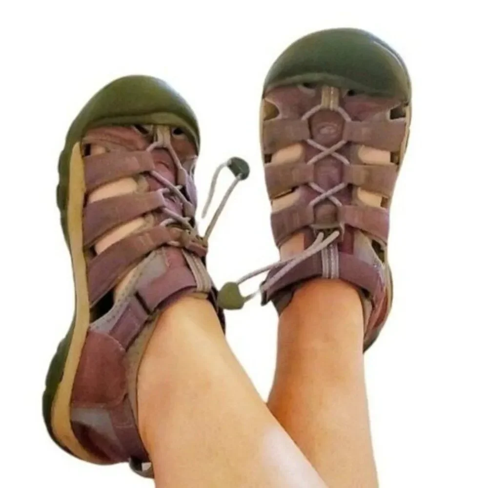 Keen purple shoes